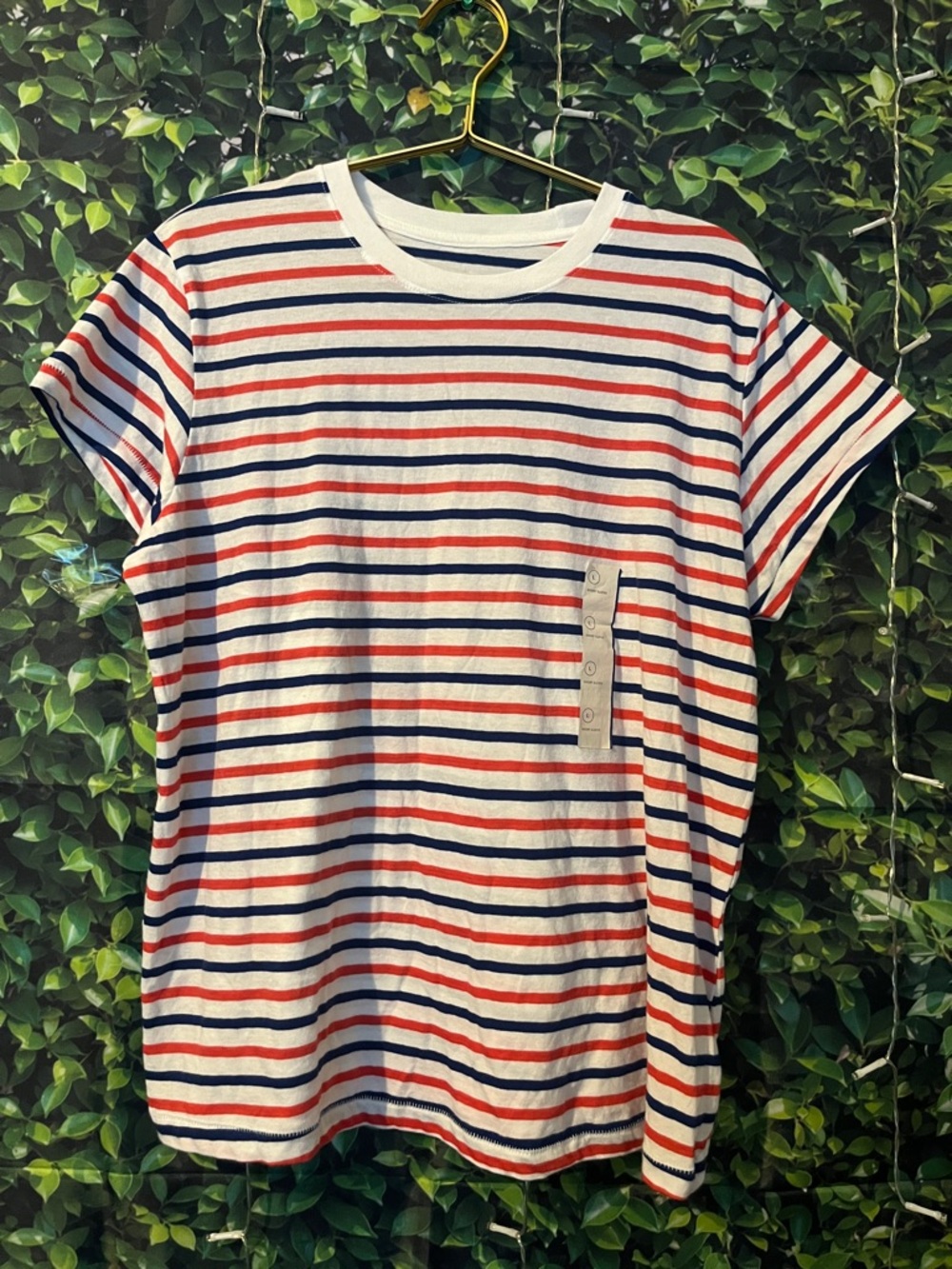 Universal Thread White Short-Sleeve Tee with Red & Navy Stripes
